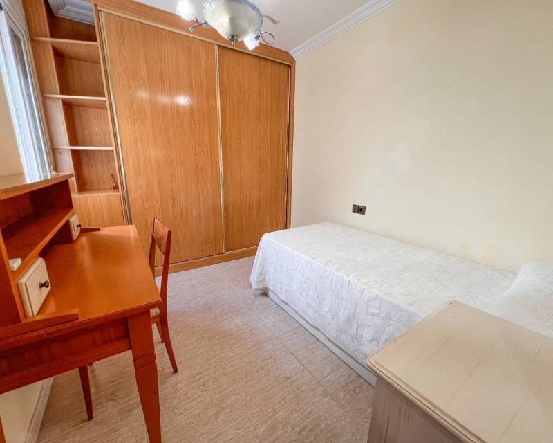 3 slaapkamer Penthouse te koop in Torrevieja met garage - € 265.000 (Ref: 9632704)