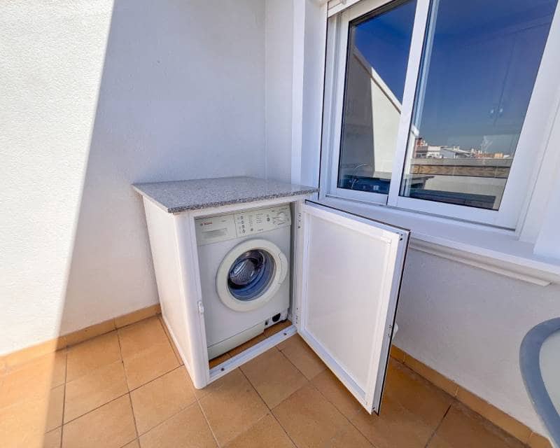 3 slaapkamer Penthouse te koop in Torrevieja met garage - € 265.000 (Ref: 9632704)