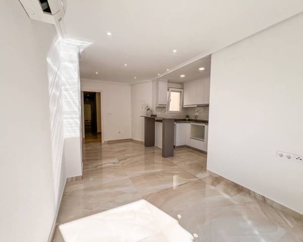 2 bedroom Penthouse for sale in Puerto Deportivo, Torrevieja - € 198,900 (Ref: 9632705)