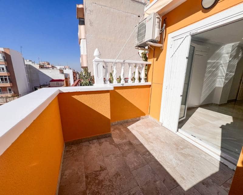 2 bedroom Penthouse for sale in Torrevieja - € 198,900 (Ref: 9632705)