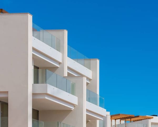 2 soverom Penthouse til salgs i Villamartin, Orihuela med svømmebasseng - € 425 000 (Ref: 9632948)