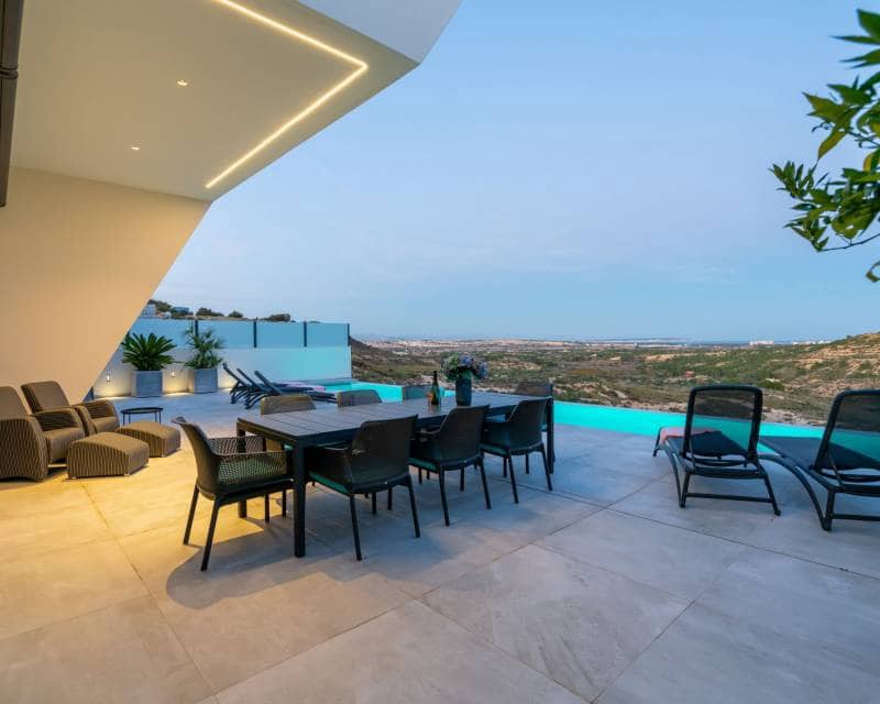 4 soveværelse Villa til salg i Rojales - € 1.450.000 (Ref: 9632966)