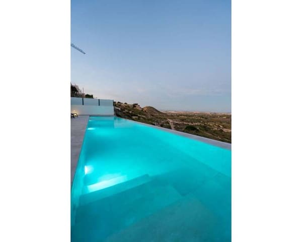 4 soveværelse Villa til salg i Ciudad Quesada, Rojales - € 1.450.000 (Ref: 9632966)