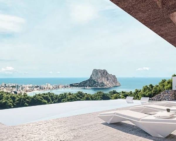 4 slaapkamer Villa te koop in Maryvilla, Calpe / Calp - € 1.550.000 (Ref: 9632970)