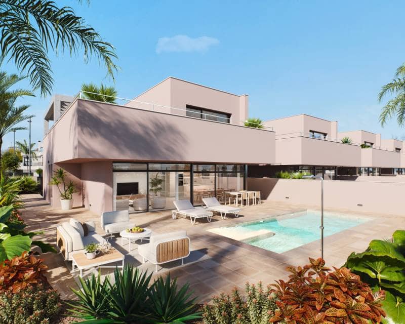 3 bedroom Villa for sale in Roldan - € 1,250,000 (Ref: 9632999)