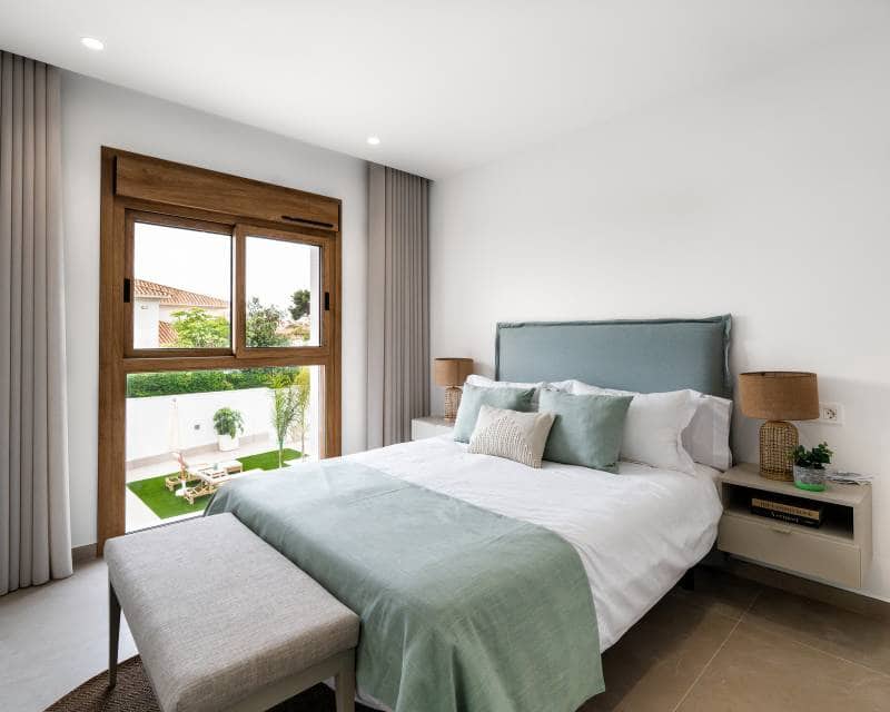 4 quarto Moradia para venda em Orihuela Costa com piscina - 1 350 000 € (Ref: 9633005)