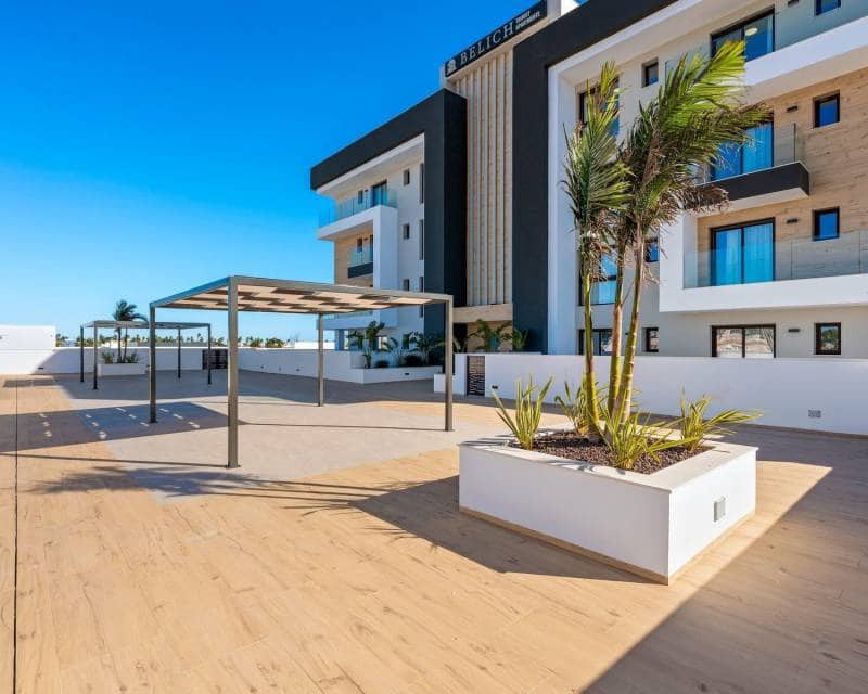 3 chambre Penthouse à vendre à Los Alcazares avec piscine - 449 900 € (Ref: 9633021)