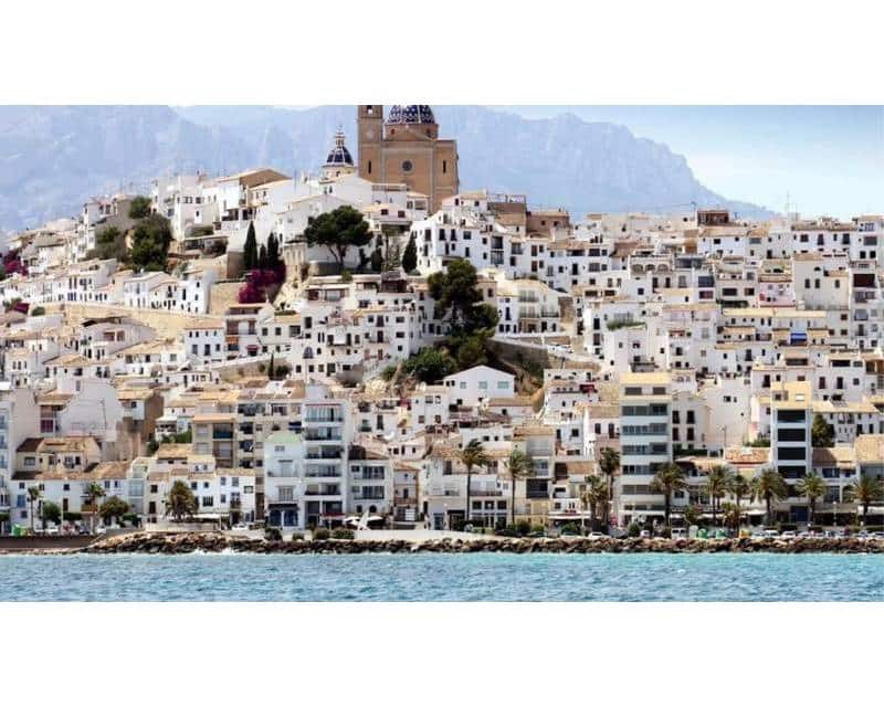 4 bedroom Villa for sale in Altea - € 2,135,000 (Ref: 9633031)