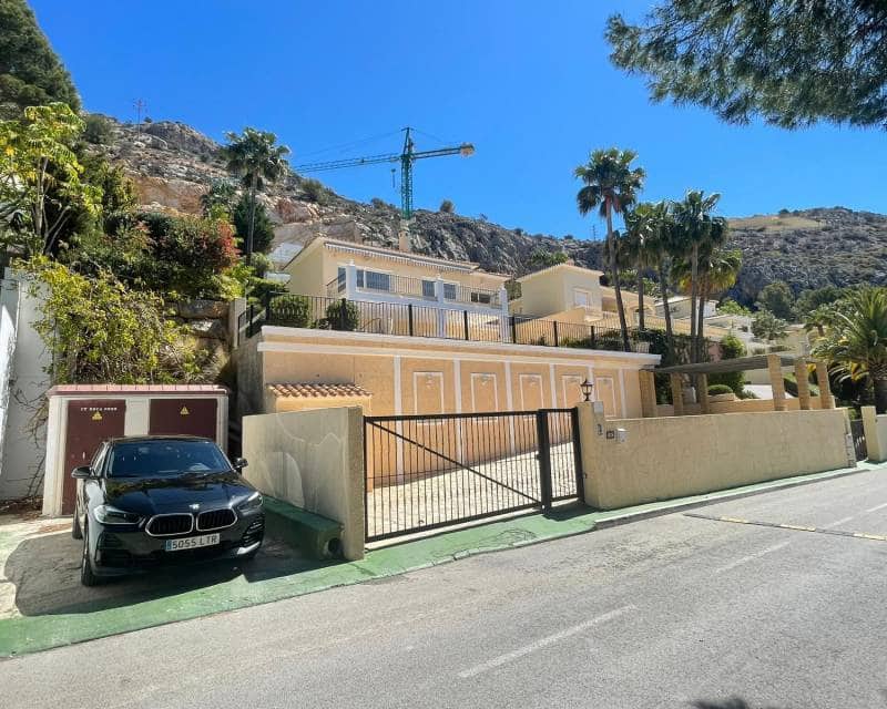 3 Zimmer Villa zu verkaufen in Altea - 1.650.000 € (Ref: 9633037)