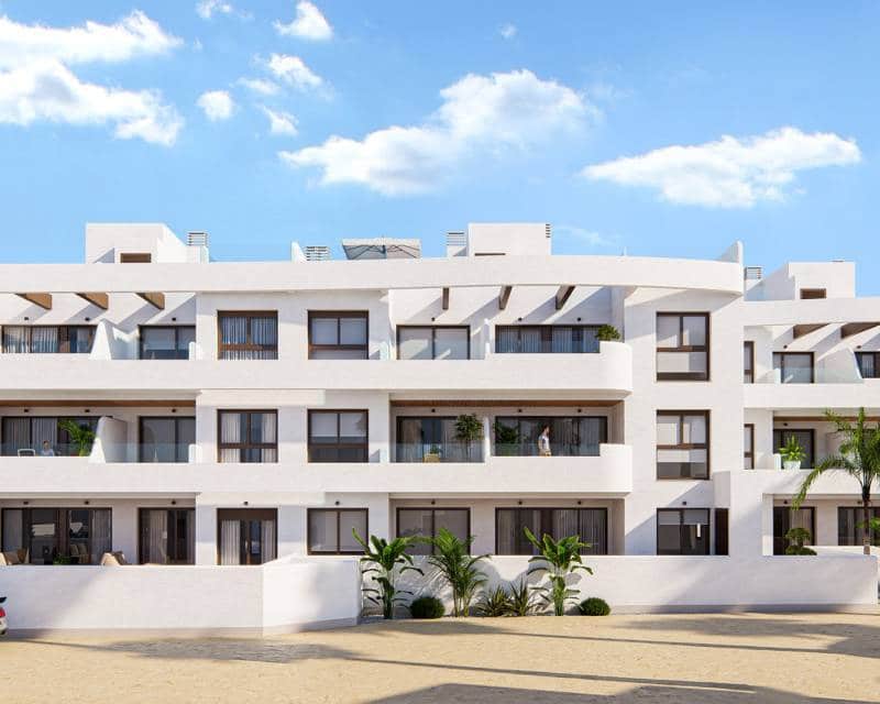 Ático de 3 habitaciones en Los Alcázares en venta con piscina - 429.900 € (Ref: 9633130)