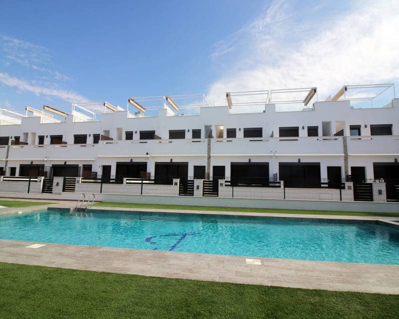 4 sovrum Radhus till salu i Pilar de la Horadada med pool - 369 900 € (Ref: 9633167)