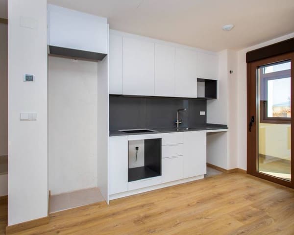 Casa de 3 habitaciones en La Canalosa, Hondón de las Nieves en venta - 215.000 € (Ref: 9633201)