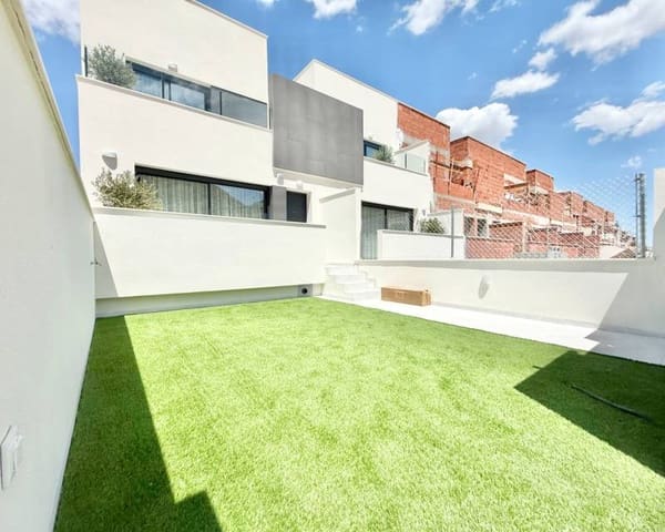 Casa de 3 habitaciones en Cox en venta con piscina - 235.000 € (Ref: 9633221)