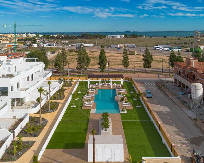 3 soveværelse Lejlighed til salg i Los Alcazares med swimmingpool - € 319.900 (Ref: 9633222)