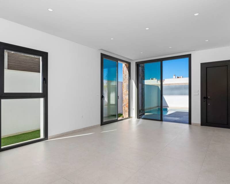 3 soveværelse Bungalow til salg i Pilar de la Horadada med swimmingpool - € 339.900 (Ref: 9633228)