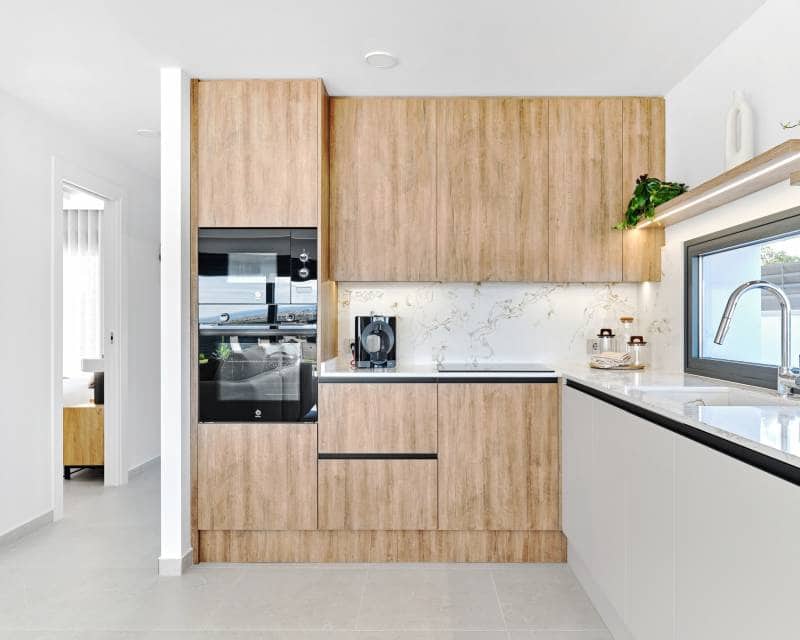 Chalet de 3 habitaciones en San Miguel de Salinas en venta - 699.000 € (Ref: 9633270)