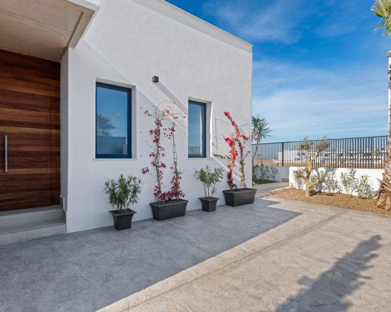 3 sypialnia Willa na sprzedaż w Mar de Cristal - 549 000 € (Ref: 9633293)