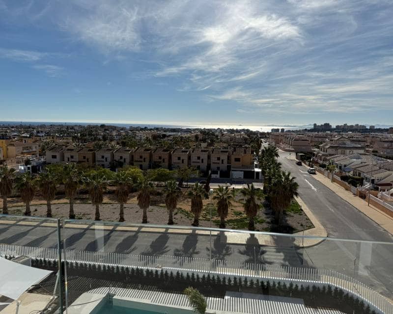 2 soverom Leilighet til salgs i Cabo Roig med svømmebasseng - € 399 000 (Ref: 9633296)