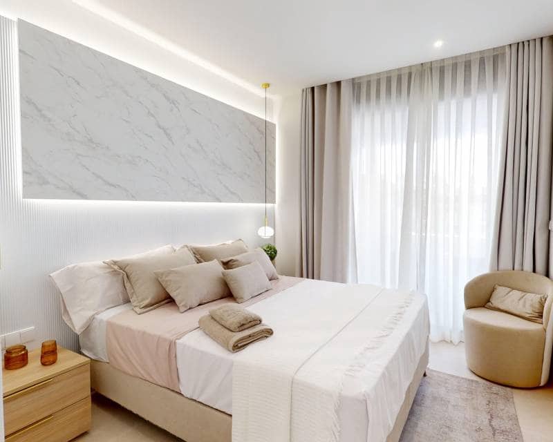 2 soverom Leilighet til salgs i Cabo Roig med svømmebasseng - € 399 000 (Ref: 9633296)