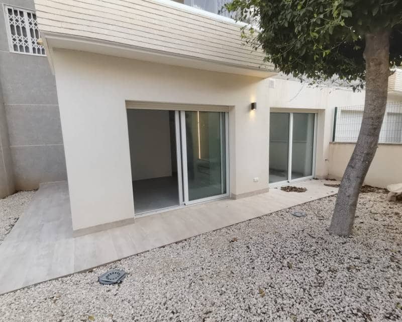 3 makuuhuone Huoneisto myytävänä paikassa Torrevieja mukana uima-altaan - 350 000 € (Ref: 9633319)