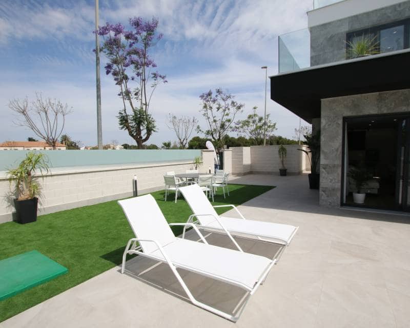 3 soveværelse Villa til salg i Pilar de la Horadada - € 725.000 (Ref: 9633333)