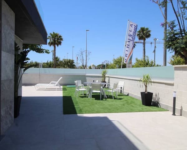 3 soveværelse Villa til salg i Pilar de la Horadada ciudad, Pilar de la Horadada - € 725.000 (Ref: 9633333)