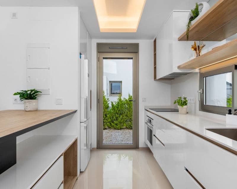 Chalet de 3 habitaciones en Los Alcázares en venta con piscina - 544.841 € (Ref: 9633347)