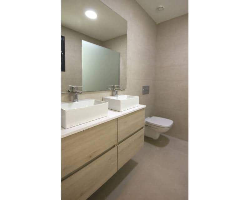 Bungalow de 2 habitaciones en San Fulgencio en venta con piscina - 233.900 € (Ref: 9633370)