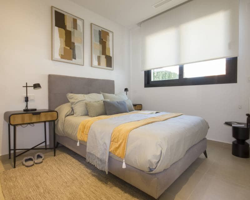 2 soveværelse Bungalow til salg i San Fulgencio med swimmingpool garage - € 233.900 (Ref: 9633370)