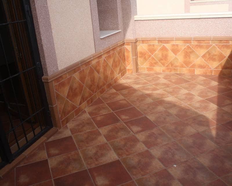 2 chambre Maison de Ville à vendre à Torrevieja avec piscine - 330 000 € (Ref: 9633373)