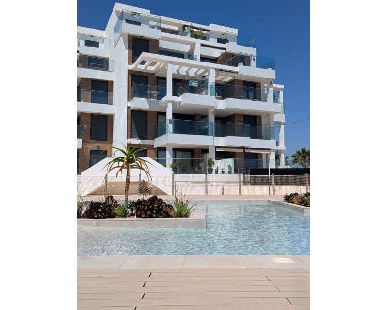 2 soveværelse Strandlejlighed til salg i Denia med swimmingpool - € 379.000 (Ref: 9633426)