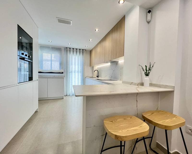Adosado de 3 habitaciones en Benferri en venta - 336.000 € (Ref: 9633463)