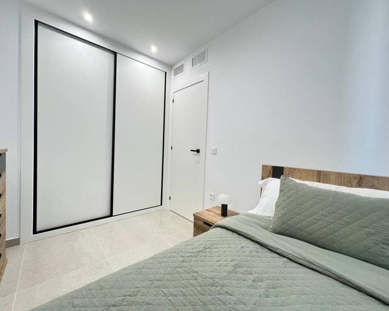 Adosado de 3 habitaciones en Benferri en venta - 336.000 € (Ref: 9633463)