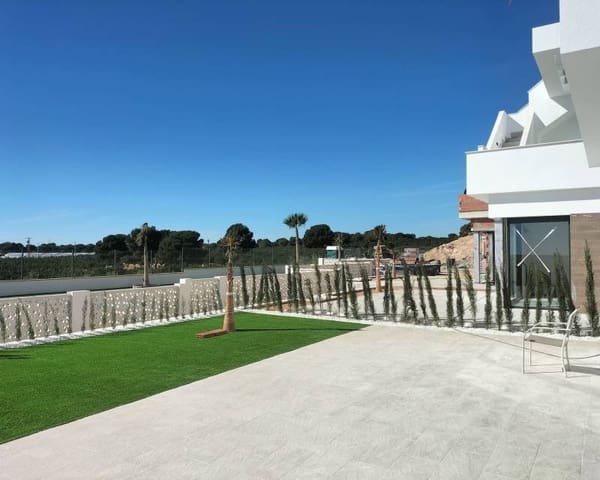 3 slaapkamer Villa te koop in Pinar de Campoverde, Pilar de la Horadada met zwembad - € 399.000 (Ref: 9633492)