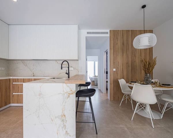2 soveværelse Byhus til salg i San Pedro del Pinatar ciudad, San Pedro del Pinatar med swimmingpool - € 299.950 (Ref: 9633518)
