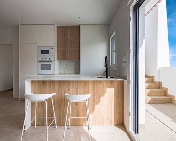2 soveværelse Byhus til salg i San Pedro del Pinatar ciudad, San Pedro del Pinatar med swimmingpool - € 299.950 (Ref: 9633518)