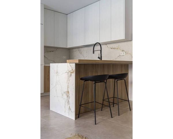 2 soveværelse Byhus til salg i San Pedro del Pinatar ciudad, San Pedro del Pinatar med swimmingpool - € 299.950 (Ref: 9633518)