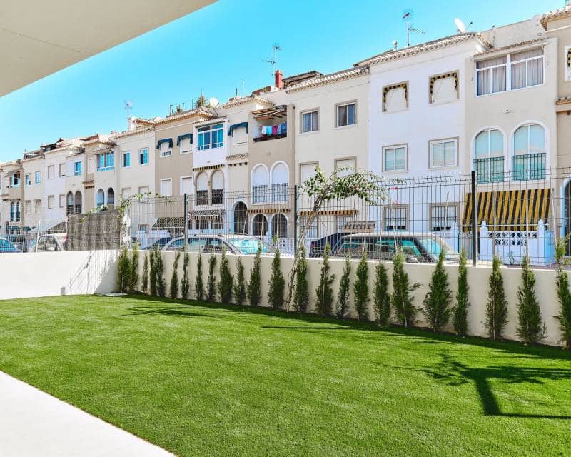 2 camera da letto Bungalow in vendita in Torrevieja con piscina - 395.000 € (Rif: 9633529)