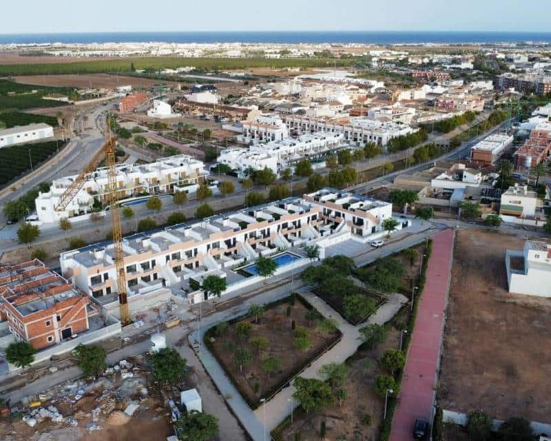 3 Zimmer Bungalow zu verkaufen in Pilar de la Horadada mit Pool - 285.000 € (Ref: 9633552)