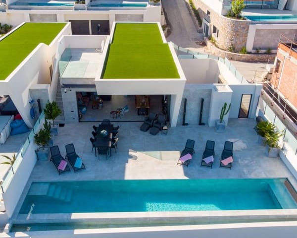 3 slaapkamer Villa te koop in Ciudad Quesada, Rojales - € 995.000 (Ref: 9633604)