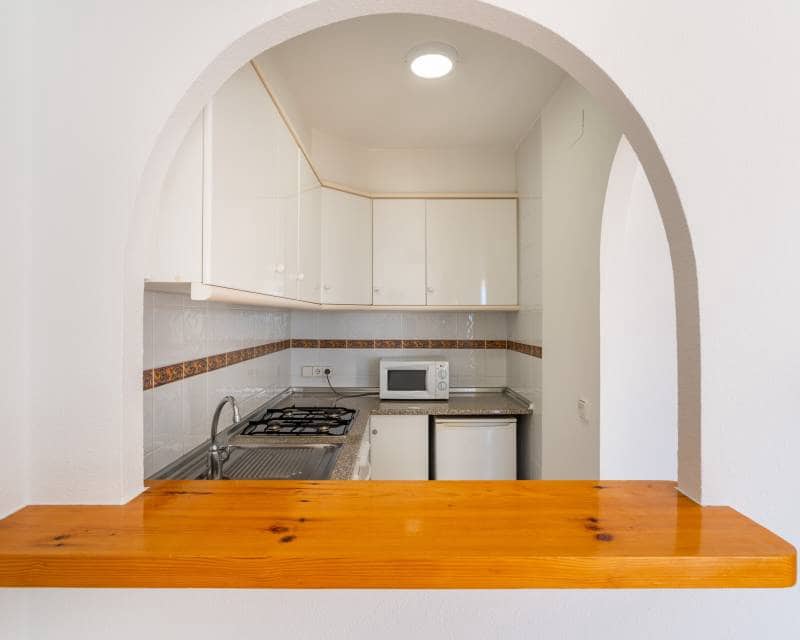 1 soverom Leilighet til salgs i Calpe / Calp med svømmebasseng - € 180 000 (Ref: 9633628)