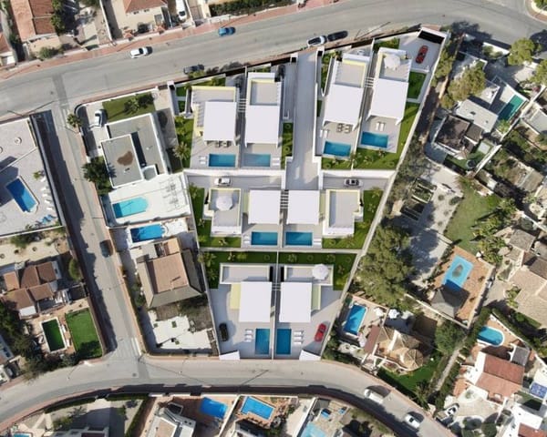 3 makuuhuone Huvila myytävänä paikassa Torrevieja - 700 000 € (Ref: 9633633)