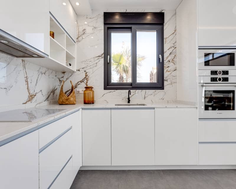 4 makuuhuone Huvila myytävänä paikassa La Mata - 940 000 € (Ref: 9633651)