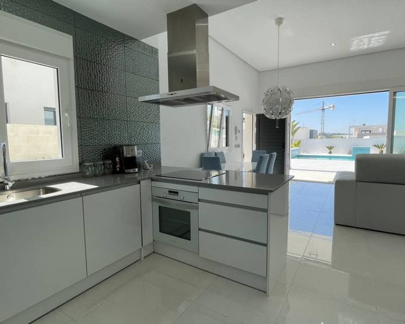 3 bedroom Villa for sale in Rafal with pool - € 415,000 (Ref: 9633656)