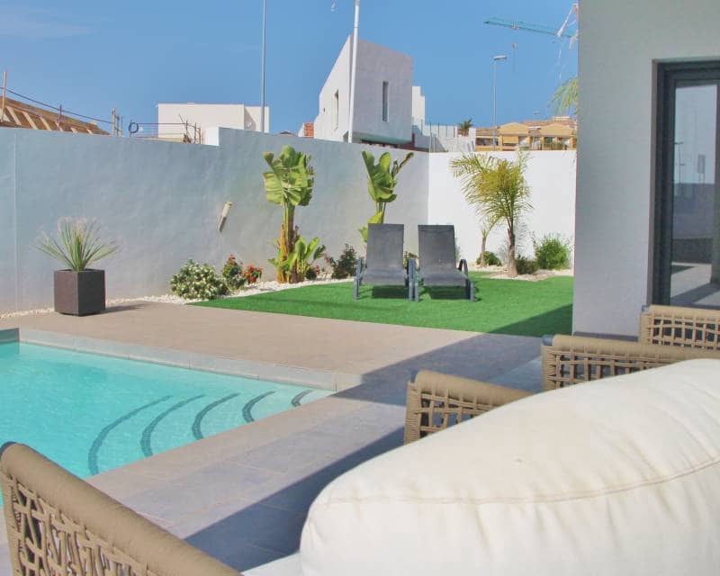 3 bedroom Villa for sale in Rafal with pool - € 415,000 (Ref: 9633656)