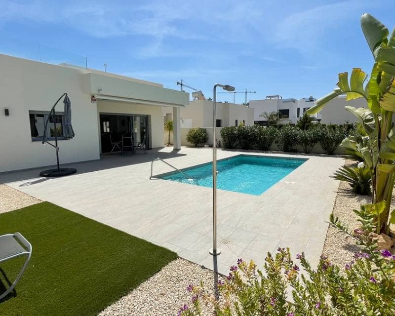3 bedroom Villa for sale in Rafal with pool - € 415,000 (Ref: 9633656)