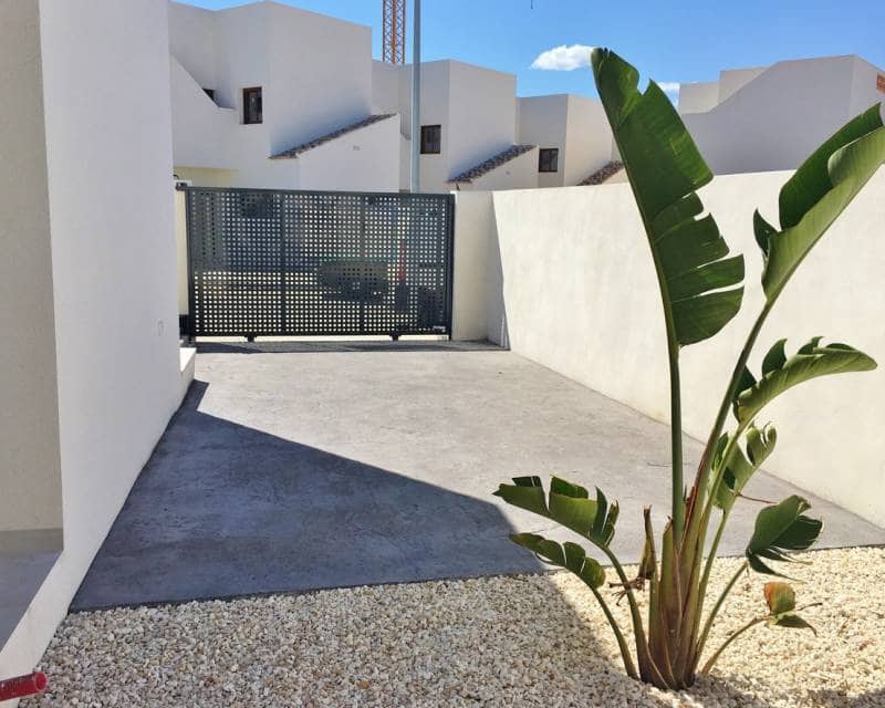 3 bedroom Villa for sale in Rafal with pool - € 415,000 (Ref: 9633656)