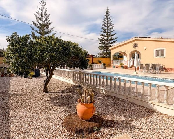 3 sovrum Villa till salu i Catral med pool garage - 429 500 € (Ref: 9635208)