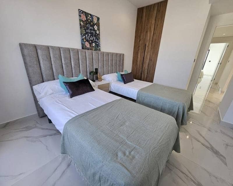 3 chambre Penthouse à vendre à El Raso avec piscine garage - 320 000 € (Ref: 9635210)