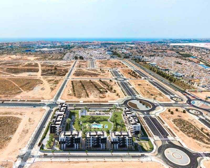 2 soverom Penthouse til salgs i Torrevieja med svømmebasseng - € 334 000 (Ref: 9641114)